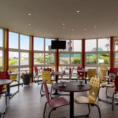 Hotel The Originals Access Aéroport, Aurillac