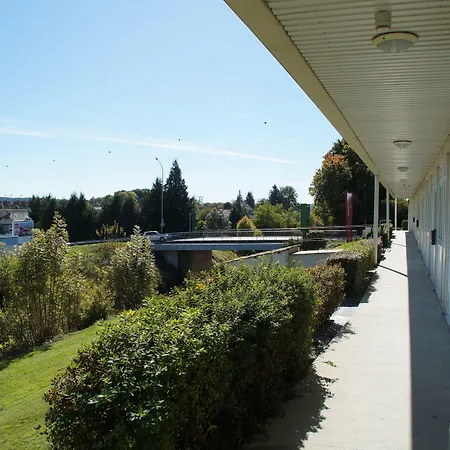 The Originals Access Aéroport, Hotel