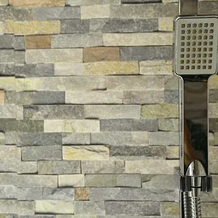 Hotel The Originals Access Aéroport, Aurillac