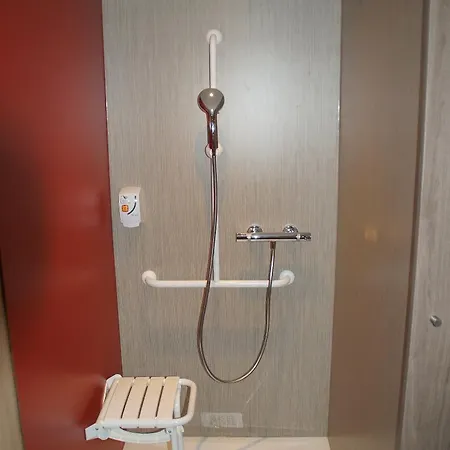 The Originals Access Aéroport, Hotel 3*